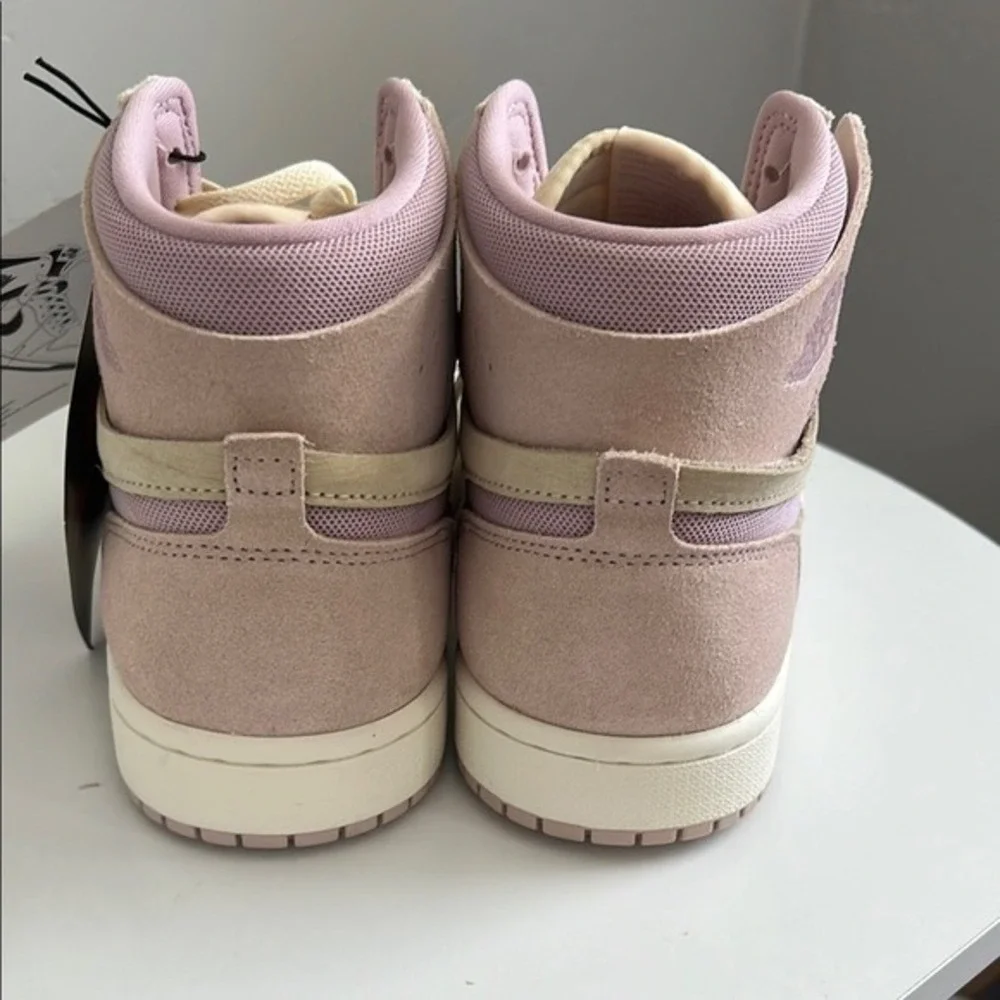 Air Jordan 1 Zoom CMFT High Pink Beige Womens 8.5 NWT Sneakers‎